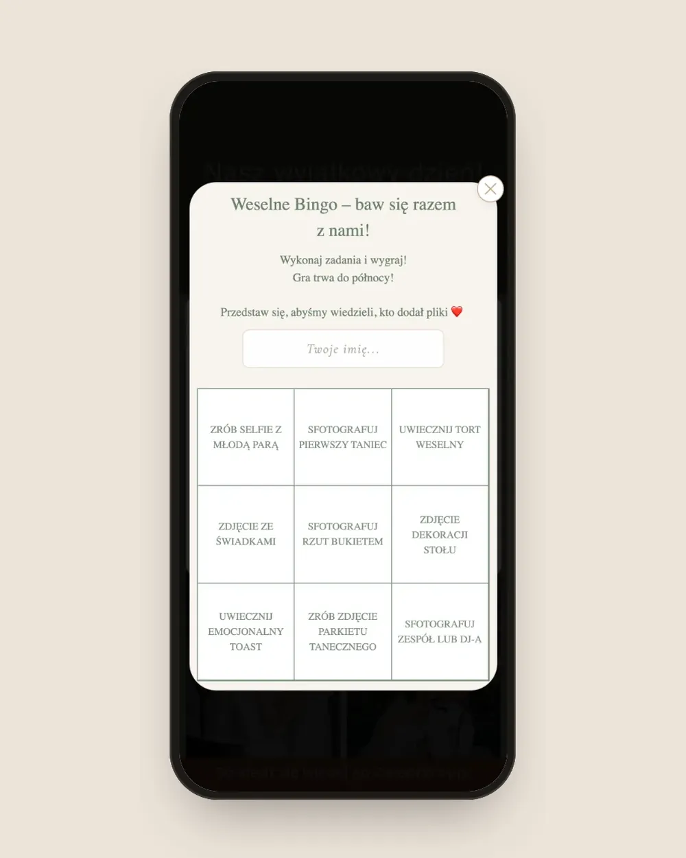 Weselne bingo w galerii gościa: plansza 3 × 3 z zadaniami fotograficznymi.